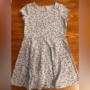 Cat & Jack Girls Youth Dress Size 7/8 Gray w/ Navy hearts Short Sleeve Summer
